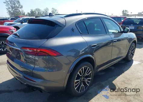 2023 Maserati Grecale Modena from USA, damaged, VIN ZN682AVM5P7429651